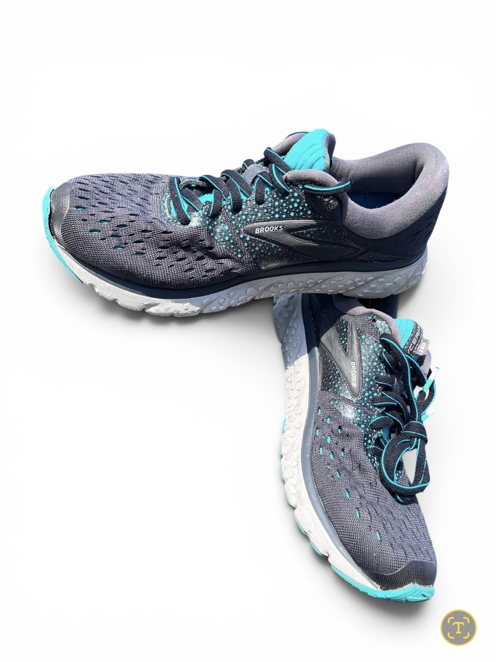 Brooks Women's Gray and Teal Running Sneakers